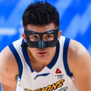 新球体育-大冷！广厦无缘30分逆转遭山东终结7连胜 布朗38分末节21分