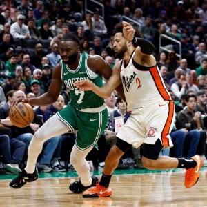 周一竞彩篮球强档：东部榜首大战 凯尔特人对决活塞